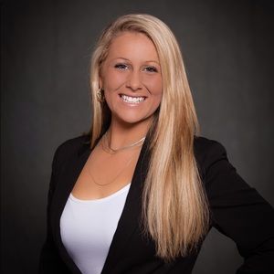 Meet your Posher, Melissa